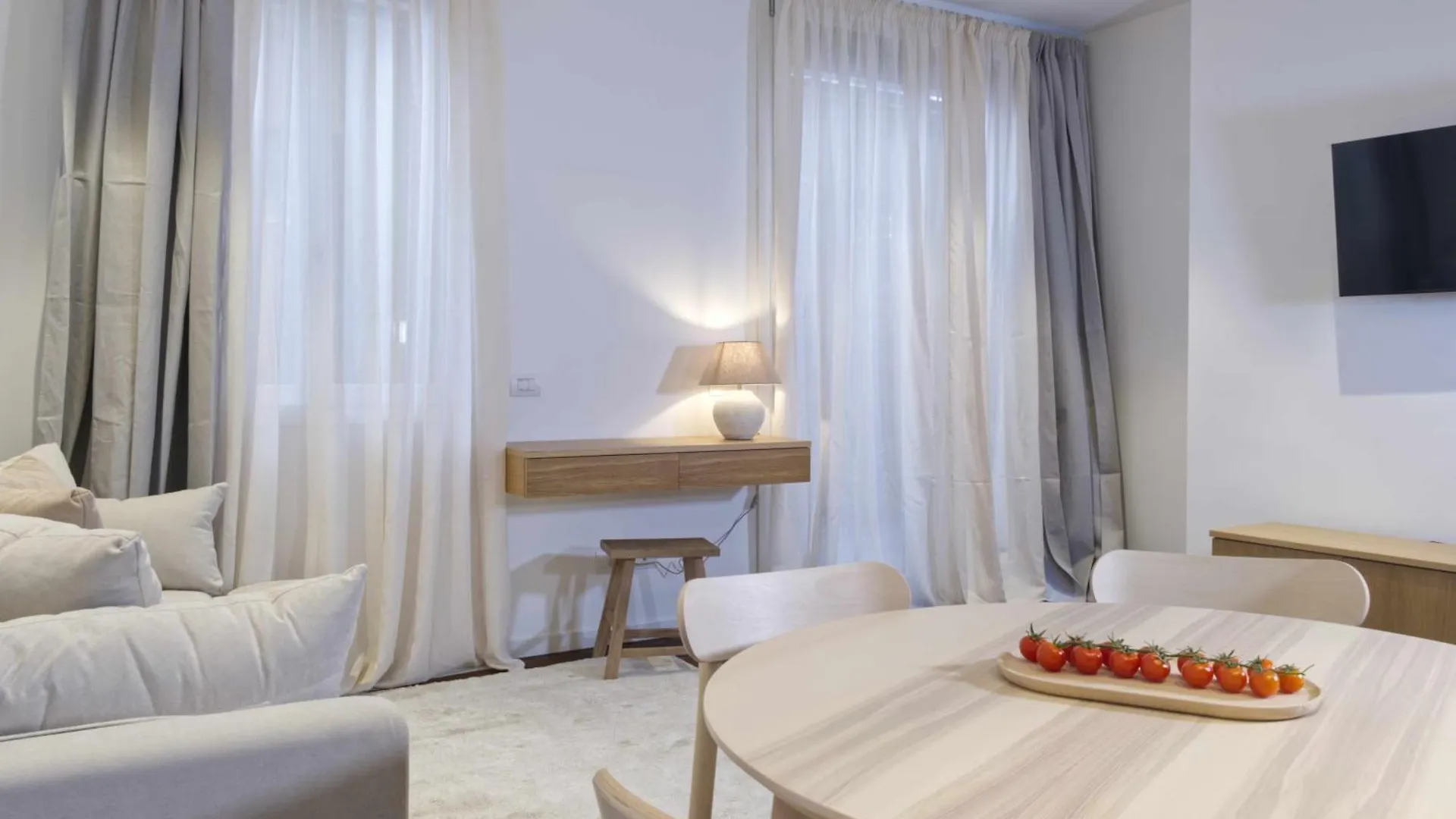 Aparthotel Agave In Centrale Milán